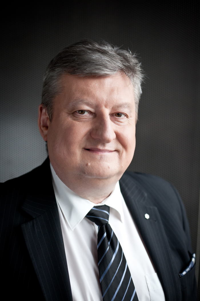 dr Wojciech Nagel członkiem honorowym SII Aktualności SII